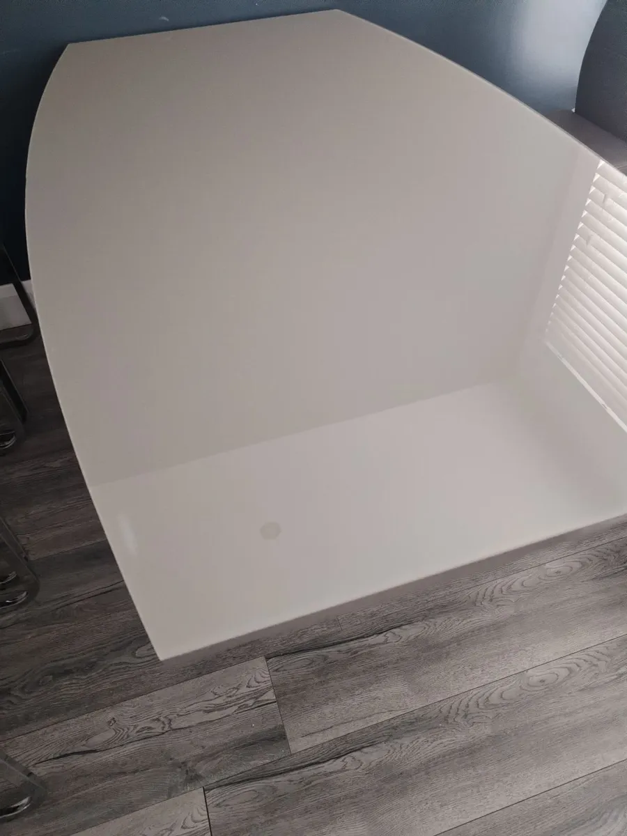 Dinning Table - Image 3