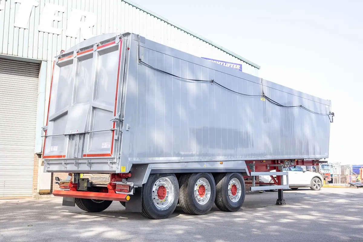 New 70yd  Weightlifter Alloy Tipper - Image 1