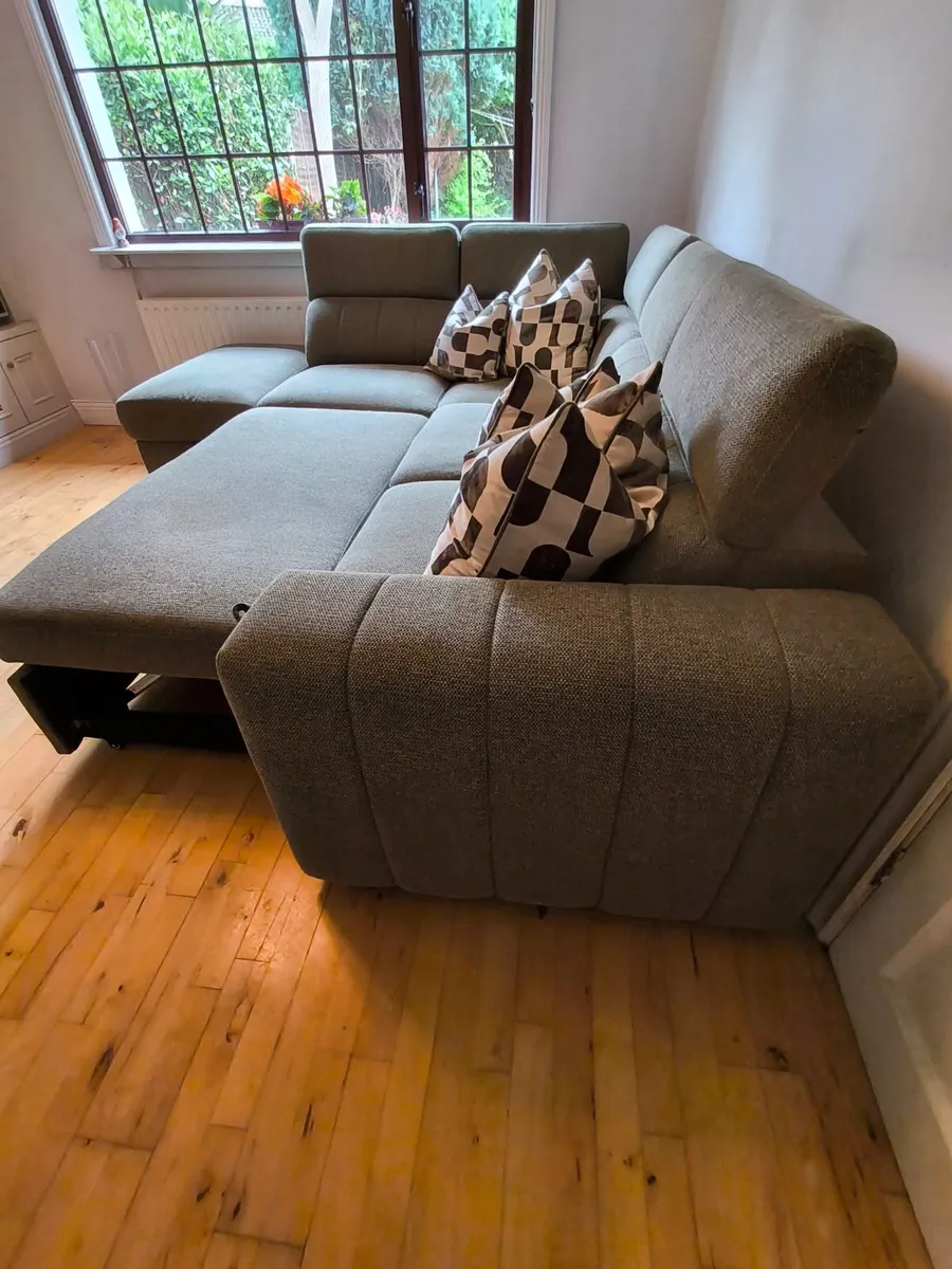 Corner Sofa Bed - Image 1