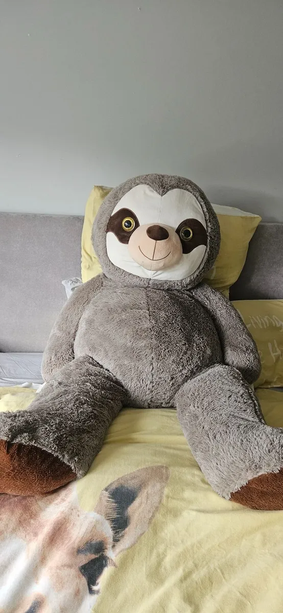 Large teddy