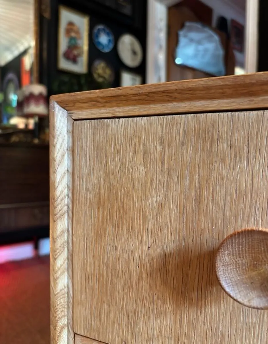 Mid Century Chest of Drawers - Image 4