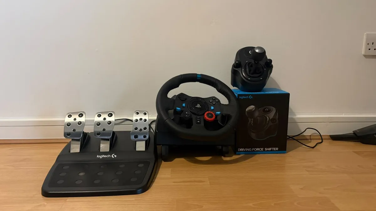 Logitech G29 Full Sim Racing Setup - Image 1