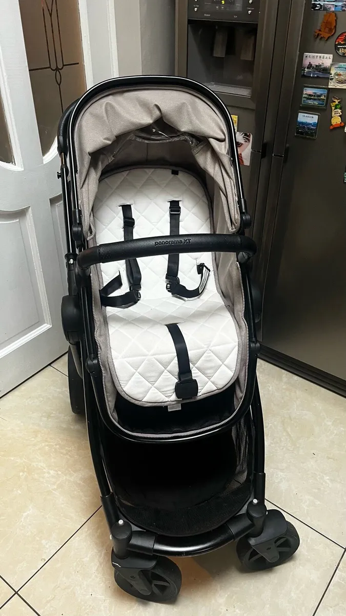 Panorama XT Convertible Pram - Image 1