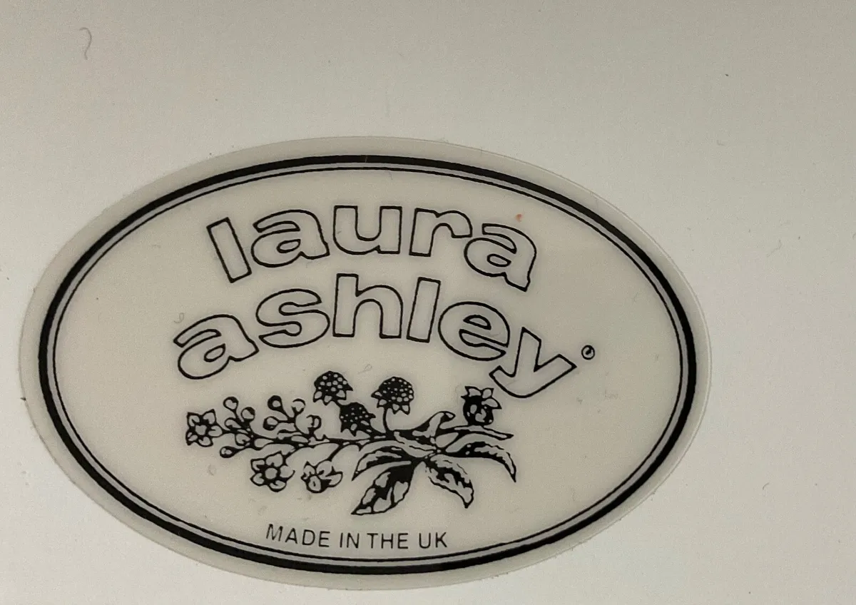 Laura Ashley x 3 pieces Dorset set - Image 1