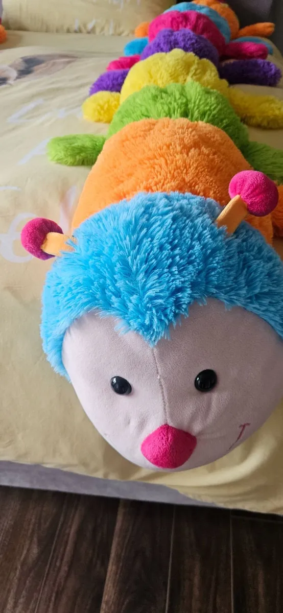 Caterpillar teddies - Image 2