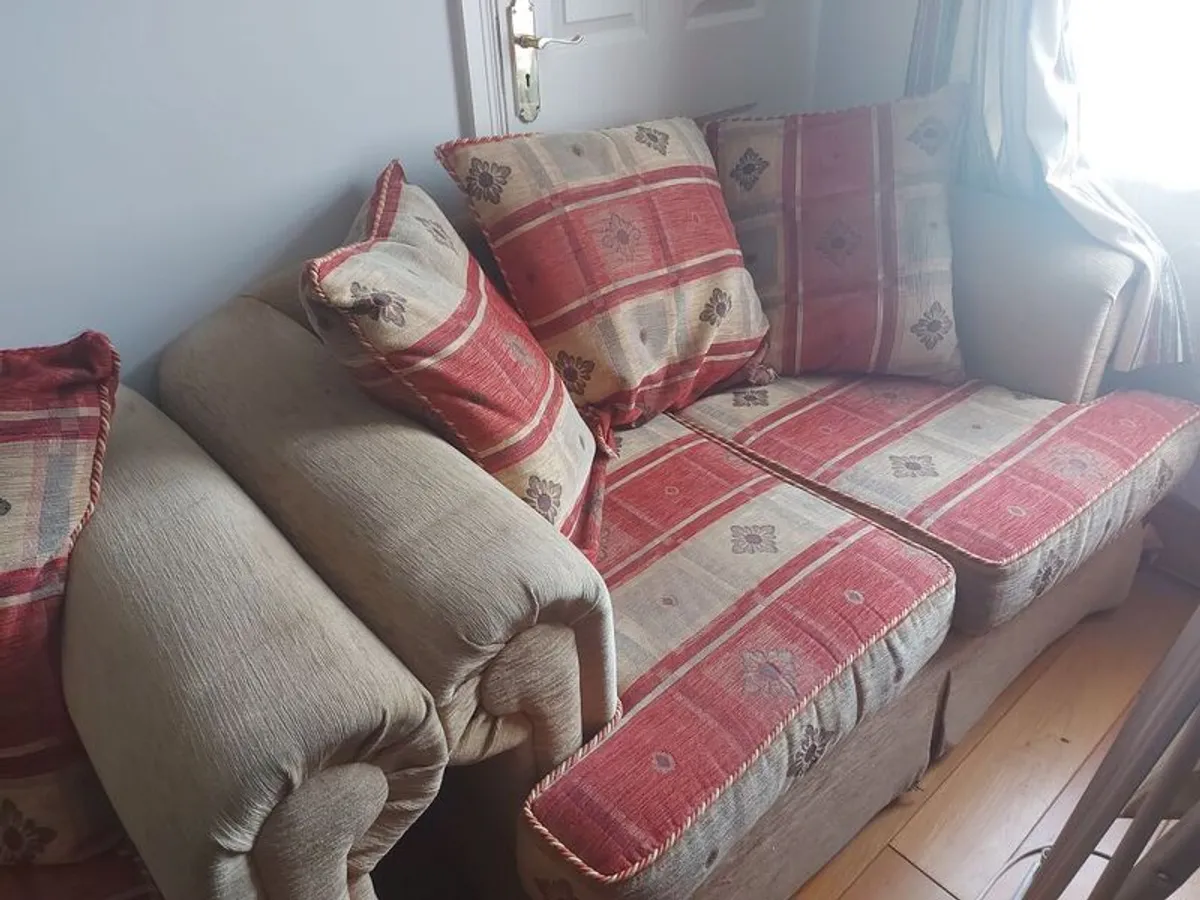 3 Seater and 2 Seater Sofa Suite - Image 2