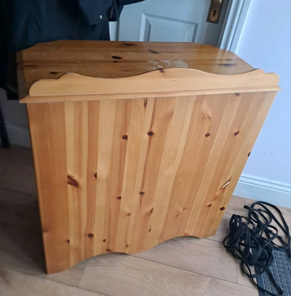 Wood hall table - Image 4