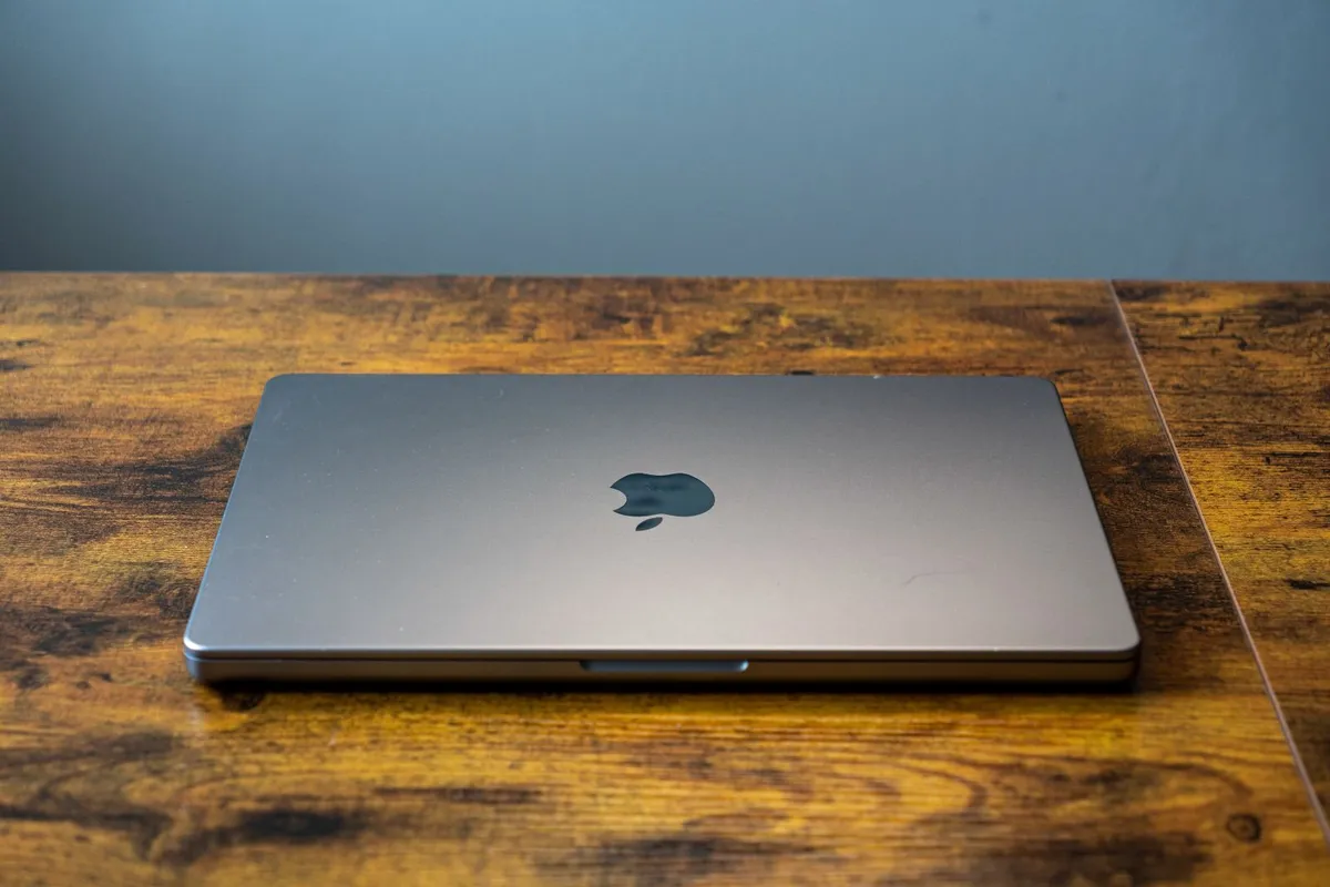 M1 Pro Macbook Pro 14" in Space Grey - Image 2
