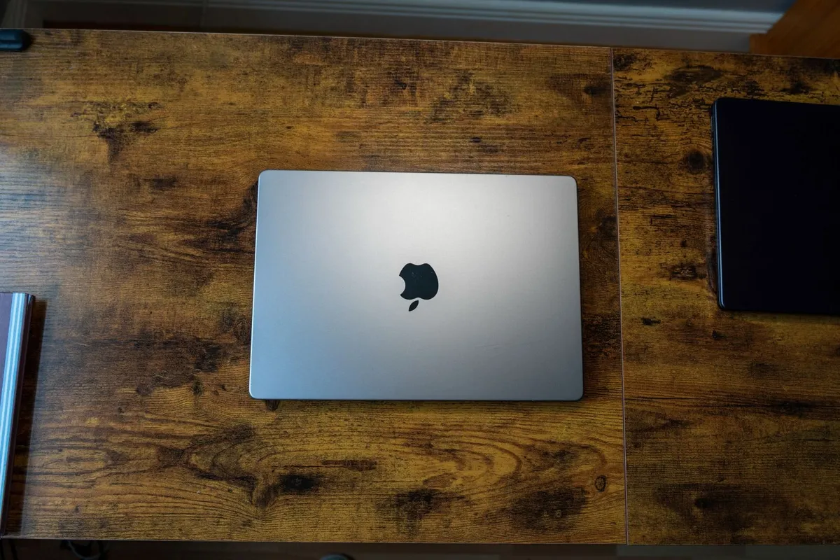 M1 Pro Macbook Pro 14" in Space Grey - Image 3