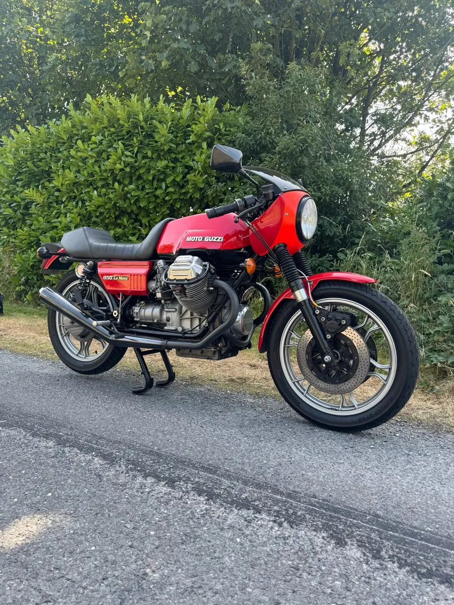 1977 MOTO GUZZI Le Mans Mk 1 - Image 1