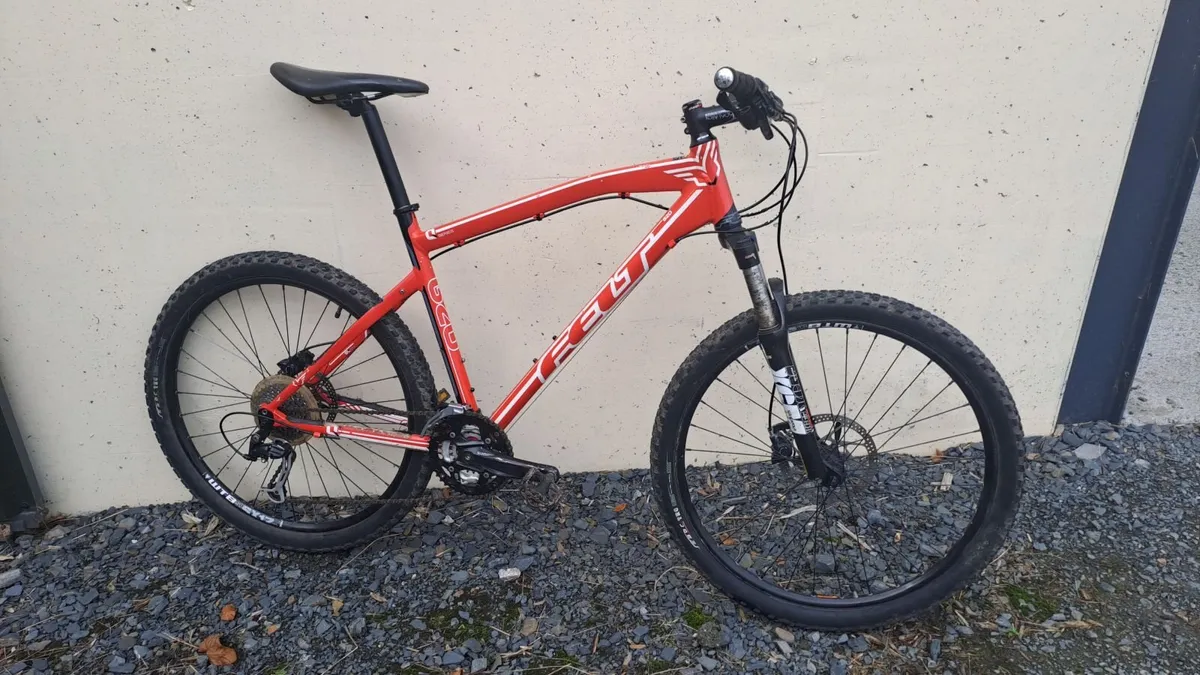 Felt hardtail mountain bike - Image 1