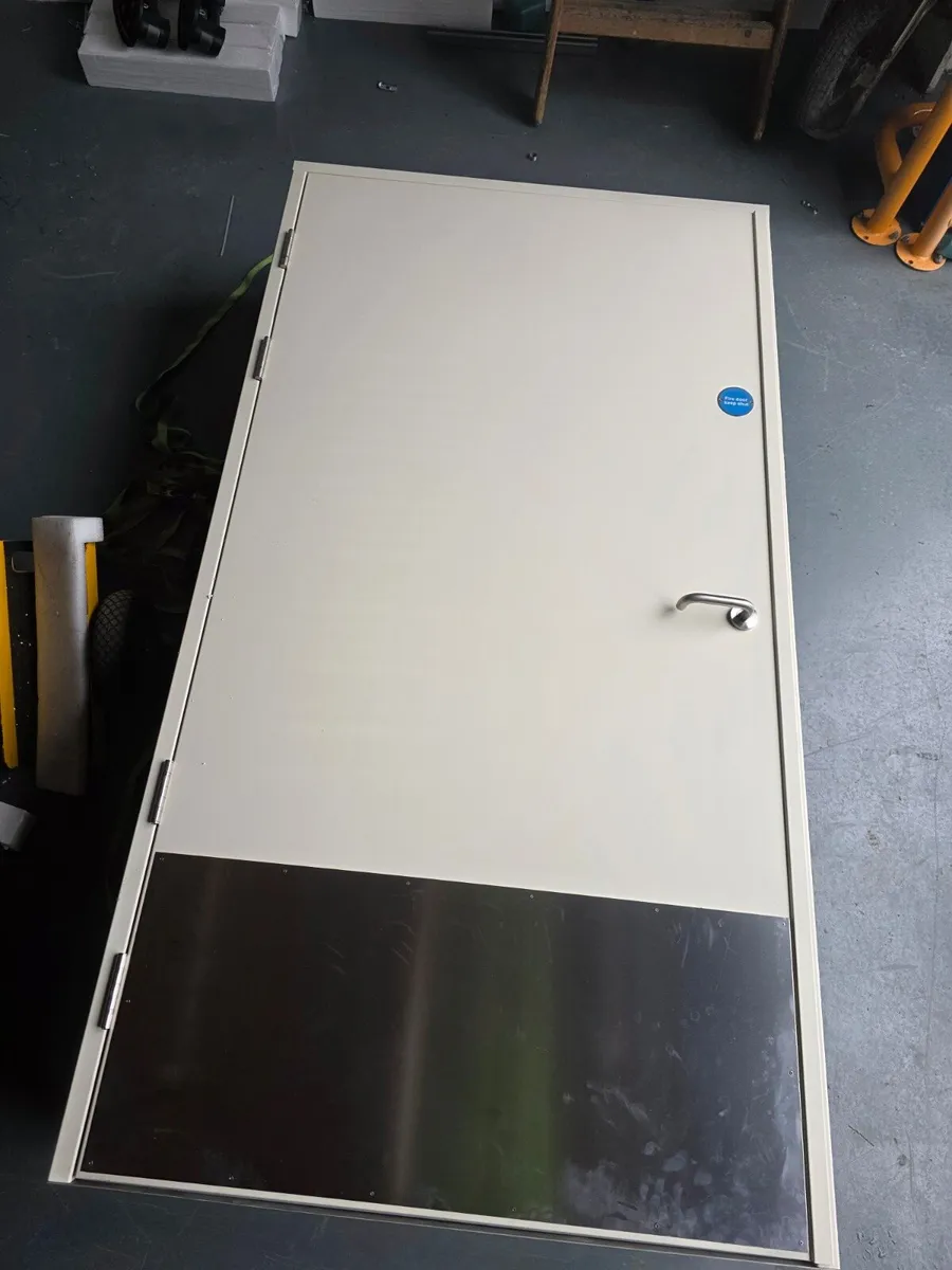 Fireshield 60min fire steel door white - Image 1