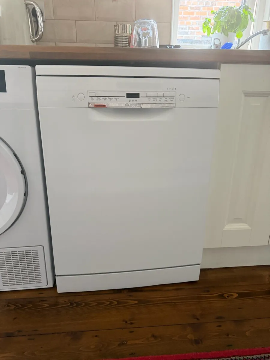 Dishwasher - Image 2