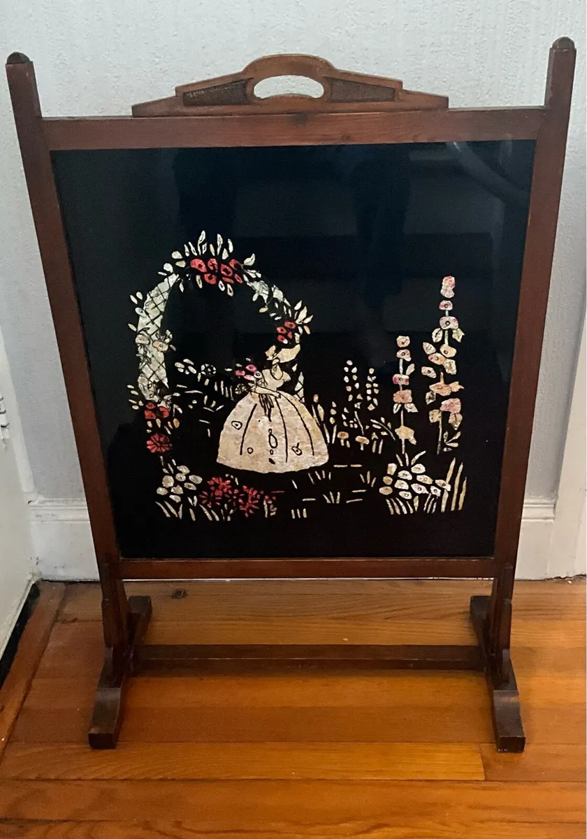 Vintage Art Deco ‘Crinoline Lady’ Fireplace Screen - Image 1