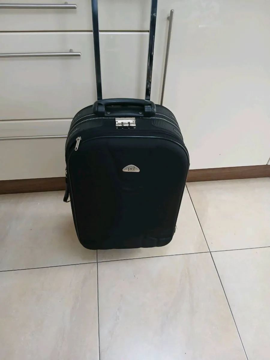 CABIN SIZE SUITCASE 2 WHEELS - Image 1