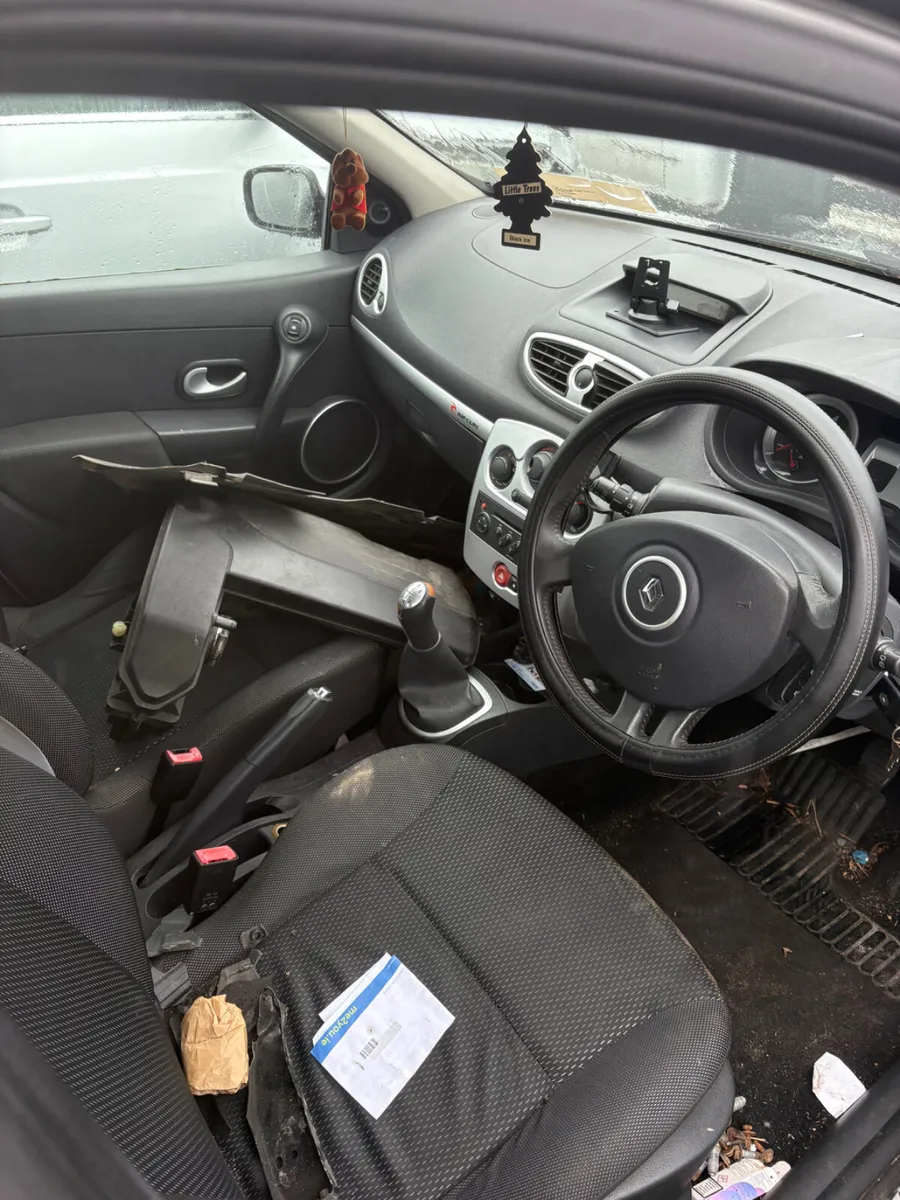 2009 Renault Clio - Image 4