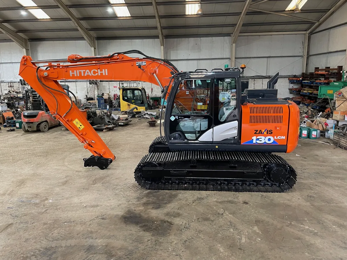 Hitachi ZX130LCN-6 2020 - Image 2