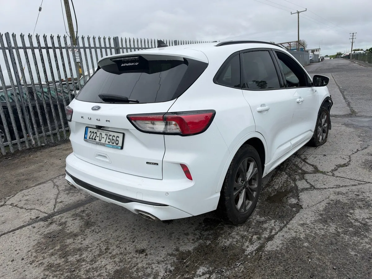 2022 Ford Kuga ST LINE  2.5phev DAMAGE REPAIRABLE - Image 4