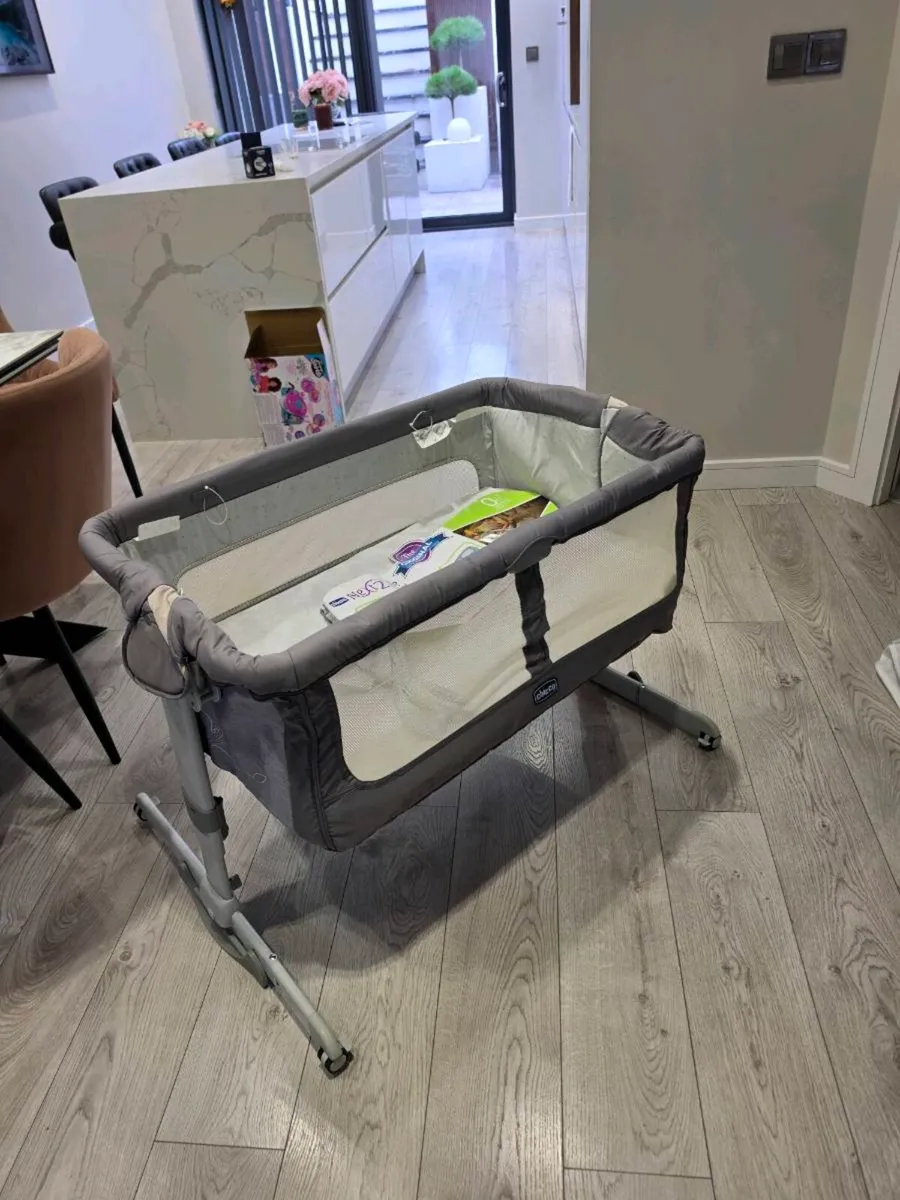 Chicco next to me dream babycrib reasonable offers - Image 3