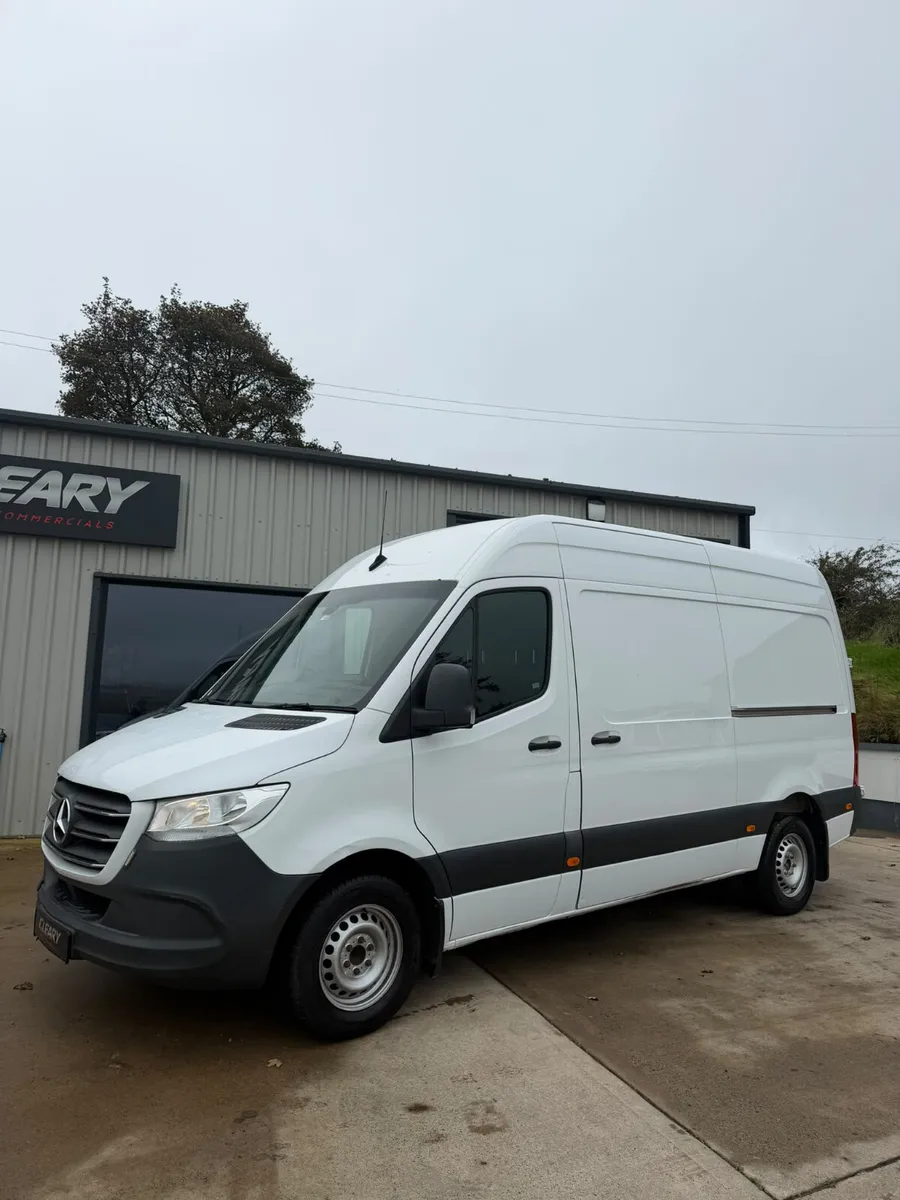Mercedes-Benz Sprinter 2018 - NI Vehicle - Image 4