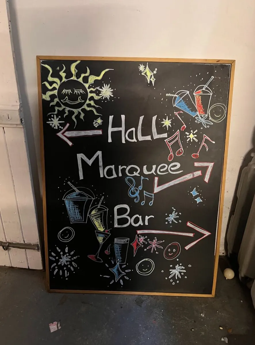 Large Mobile Whiteboard/Pinboard & XL Chalkboard - Image 2