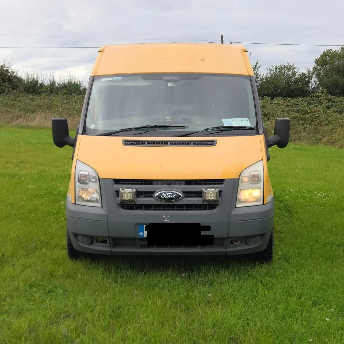 Ford Transit 2010 - Image 1
