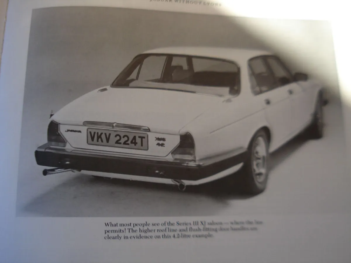 JAGUAR BOOK BY LORD MONTAGU BEAULIEU 1986 EDITION. - Image 4