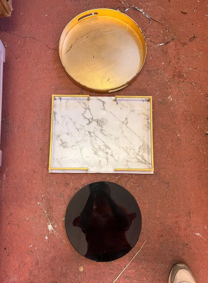 Gold Mirrors, Framed Art & Home Accessories Bundle - Image 4