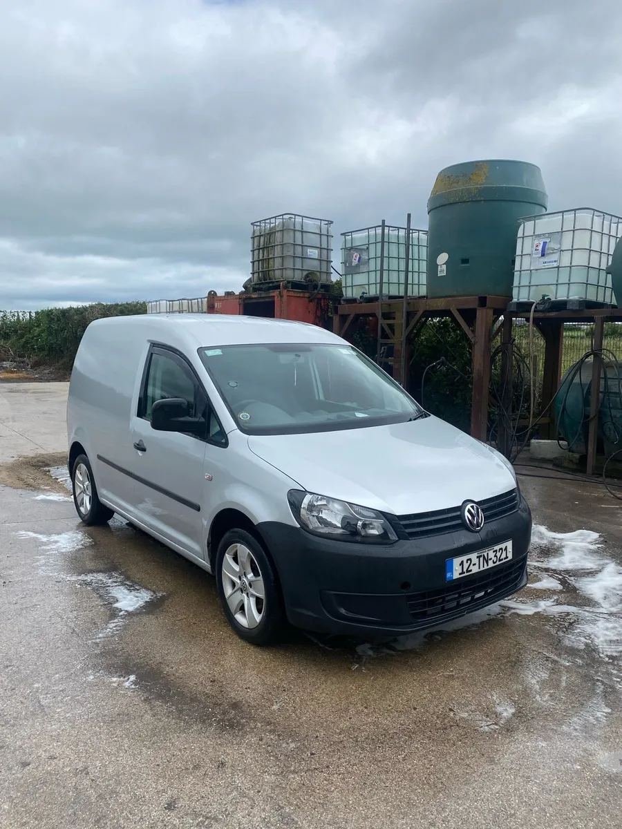 Volkswagen Caddy 1.6 - Image 1