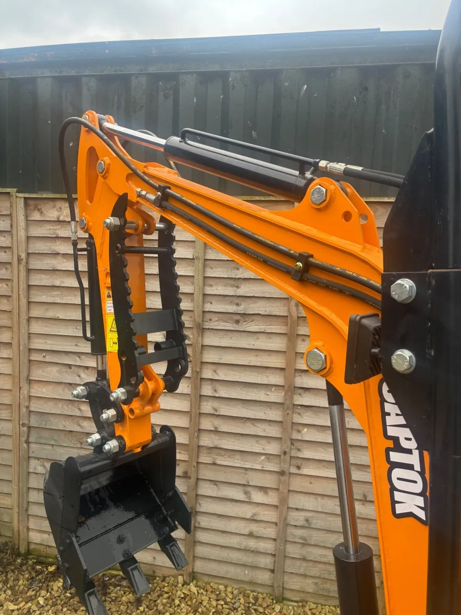New 1 ton mini digger - Image 2