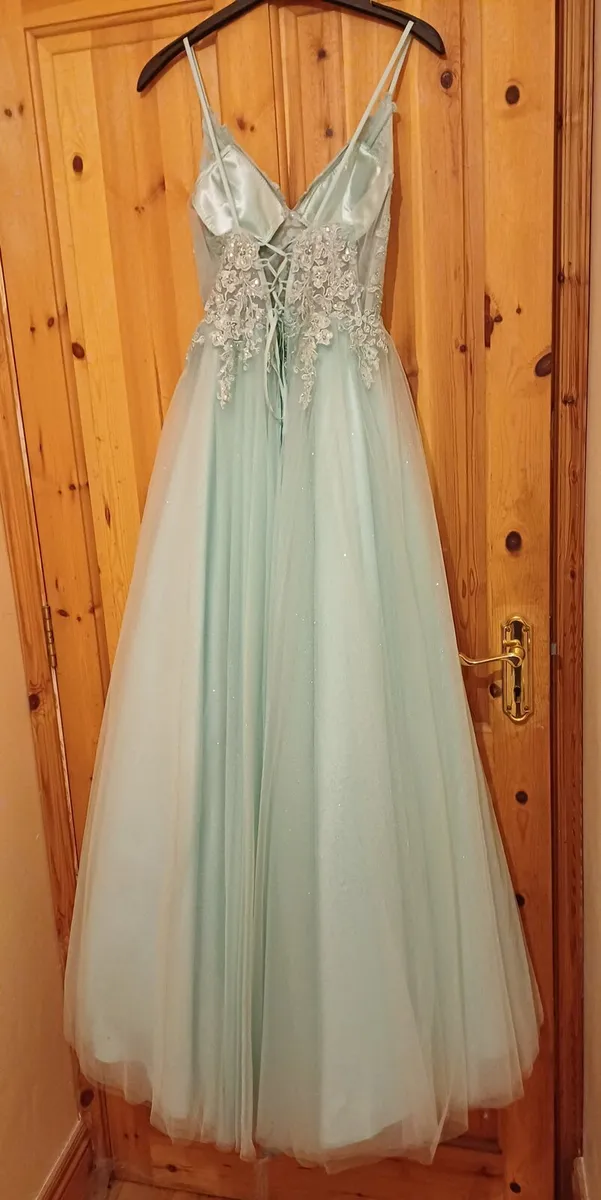 Debs dress - Image 2