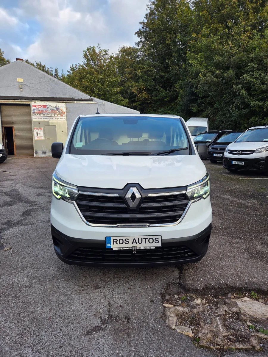 🔥23 RENAULT TRAFFIC LOW KMS🔥 - Image 2