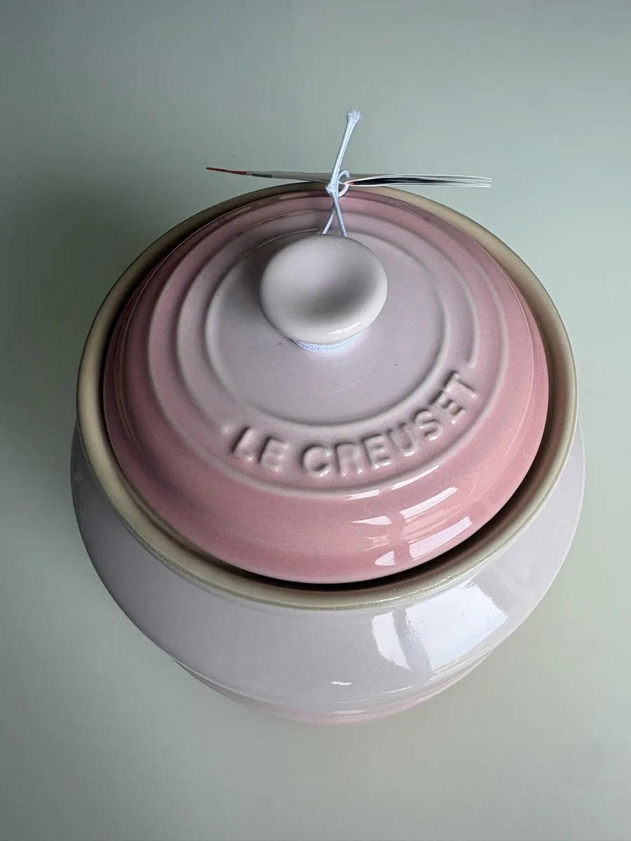 Le creuset large biscuit jar - Image 2