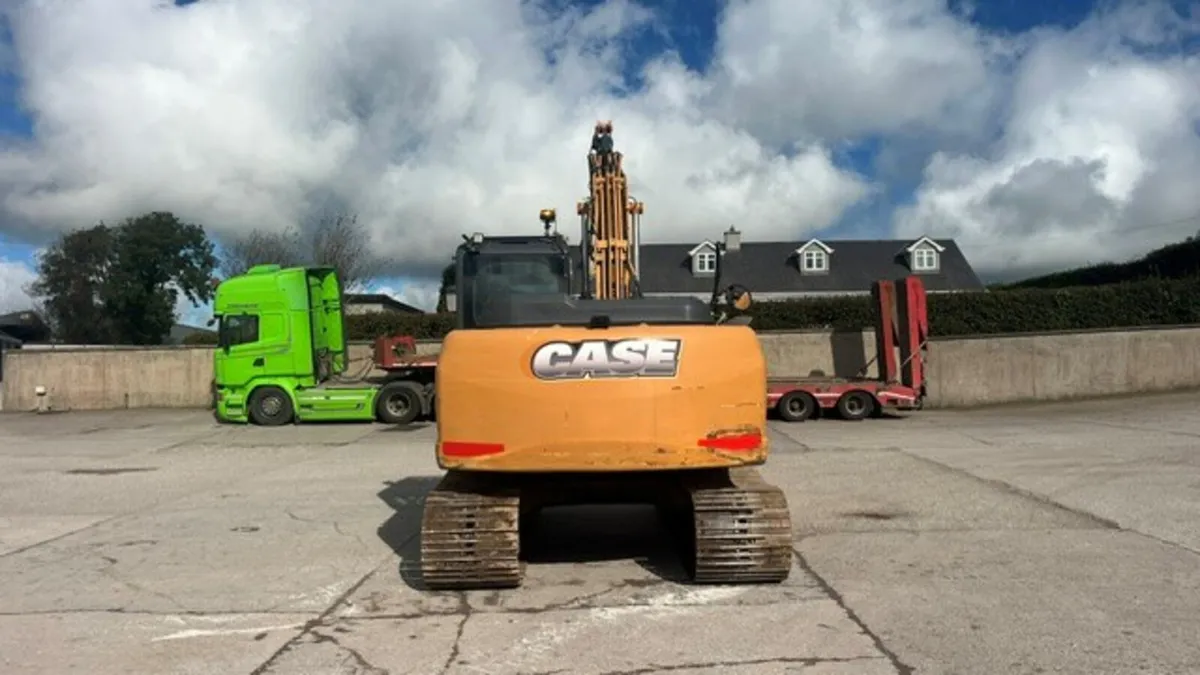 2015 Case CX 130 C - Image 2