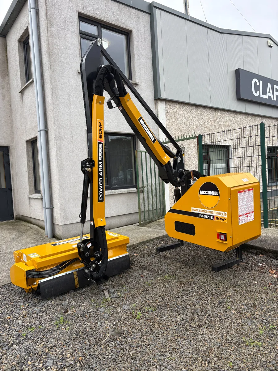 🌿 NEW McCONNEL PA5555-60 HEDGECUTTER 🌿 - Image 1