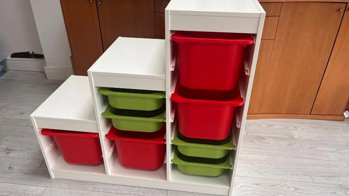 IKEA Trofast storage unit - white with red and green bins - Image 2