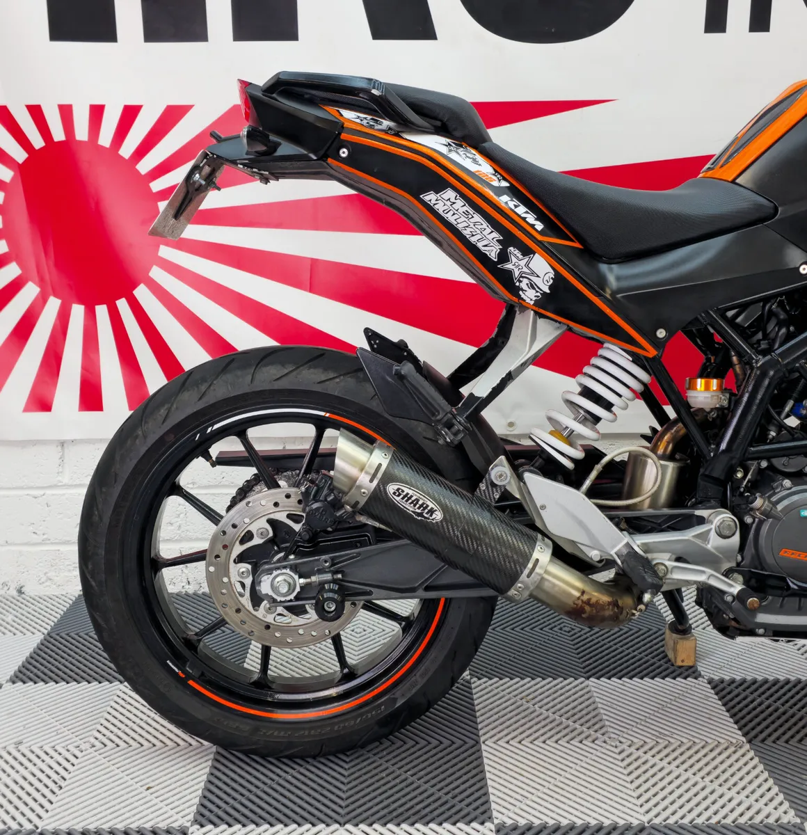2012 KTM 125 Duke - Image 2
