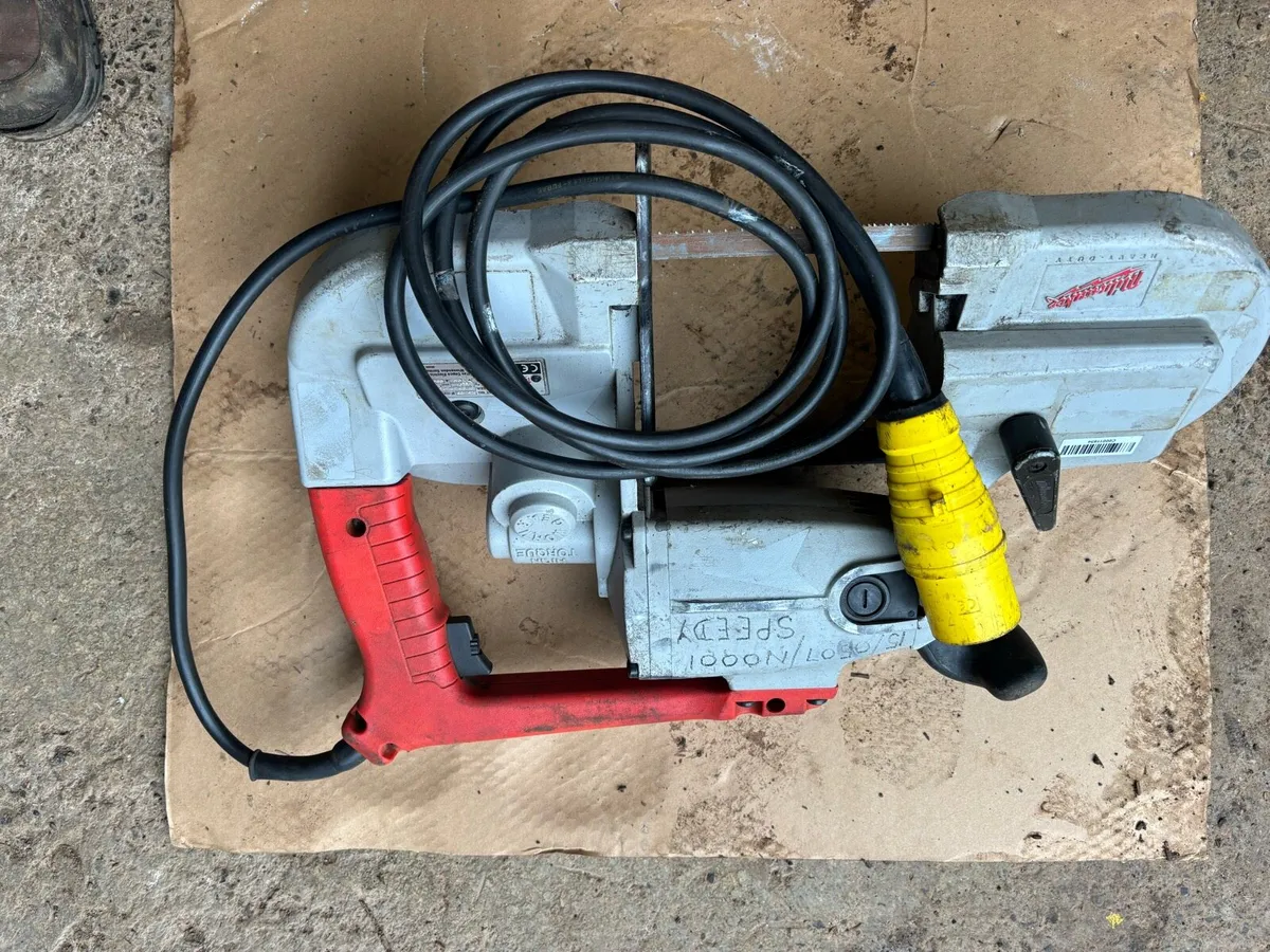 MILWAUKEE BANDSAW. 110V - Image 1
