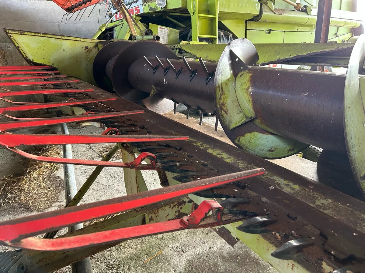 Claas Dominator 76 Combine Harvester - Image 4