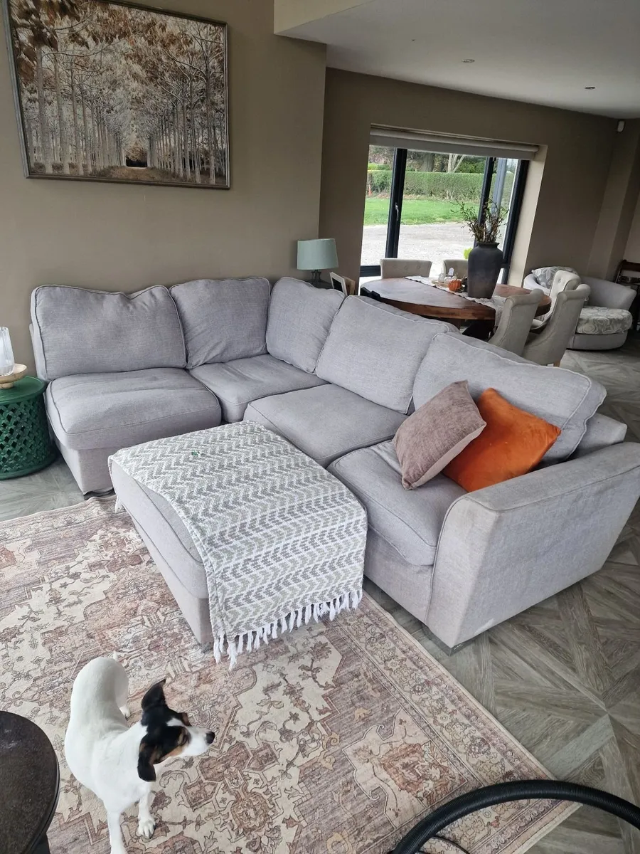 Corner sofa - Image 1