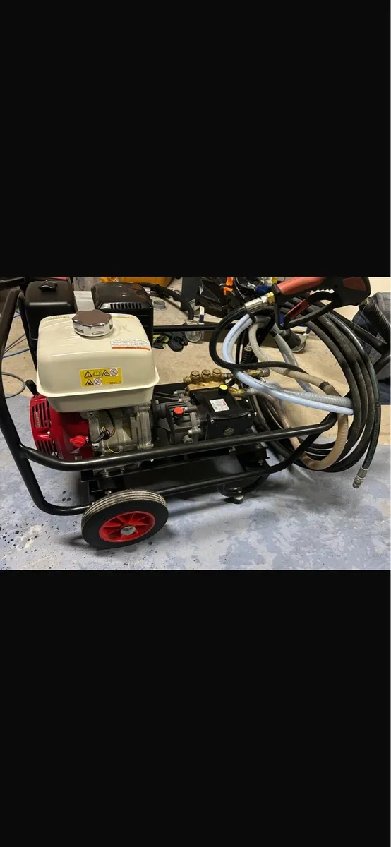 Honda gx390 Powerwasher - Image 1