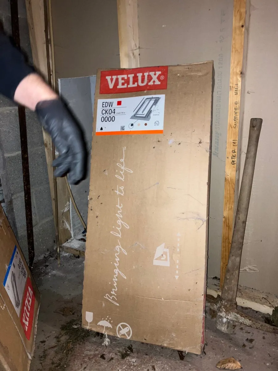 Velum window in box - Image 4