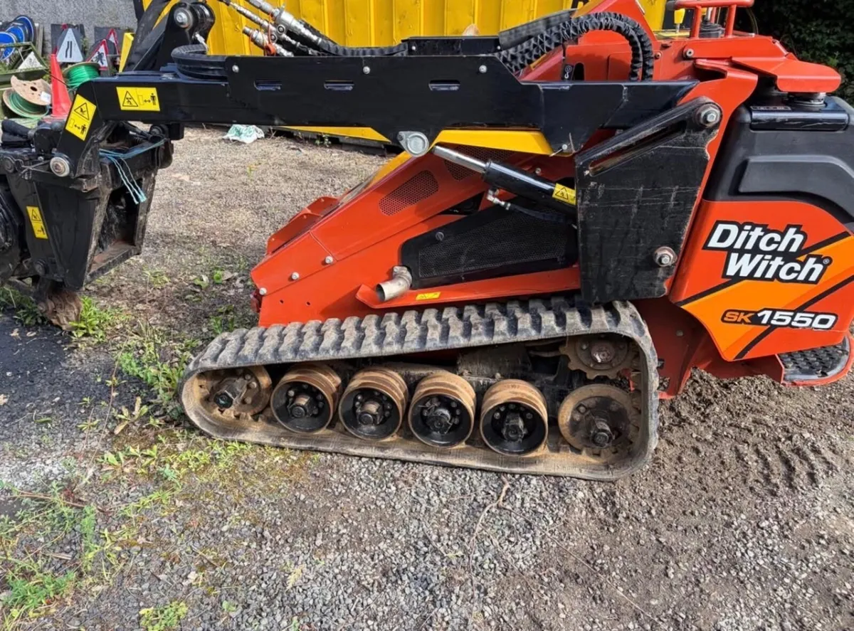 Ditch Witch  184 hours SK1550 and VP242 Moleplough - Image 1