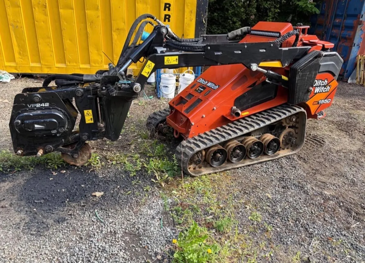 Ditch Witch  184 hours SK1550 and VP242 Moleplough - Image 3