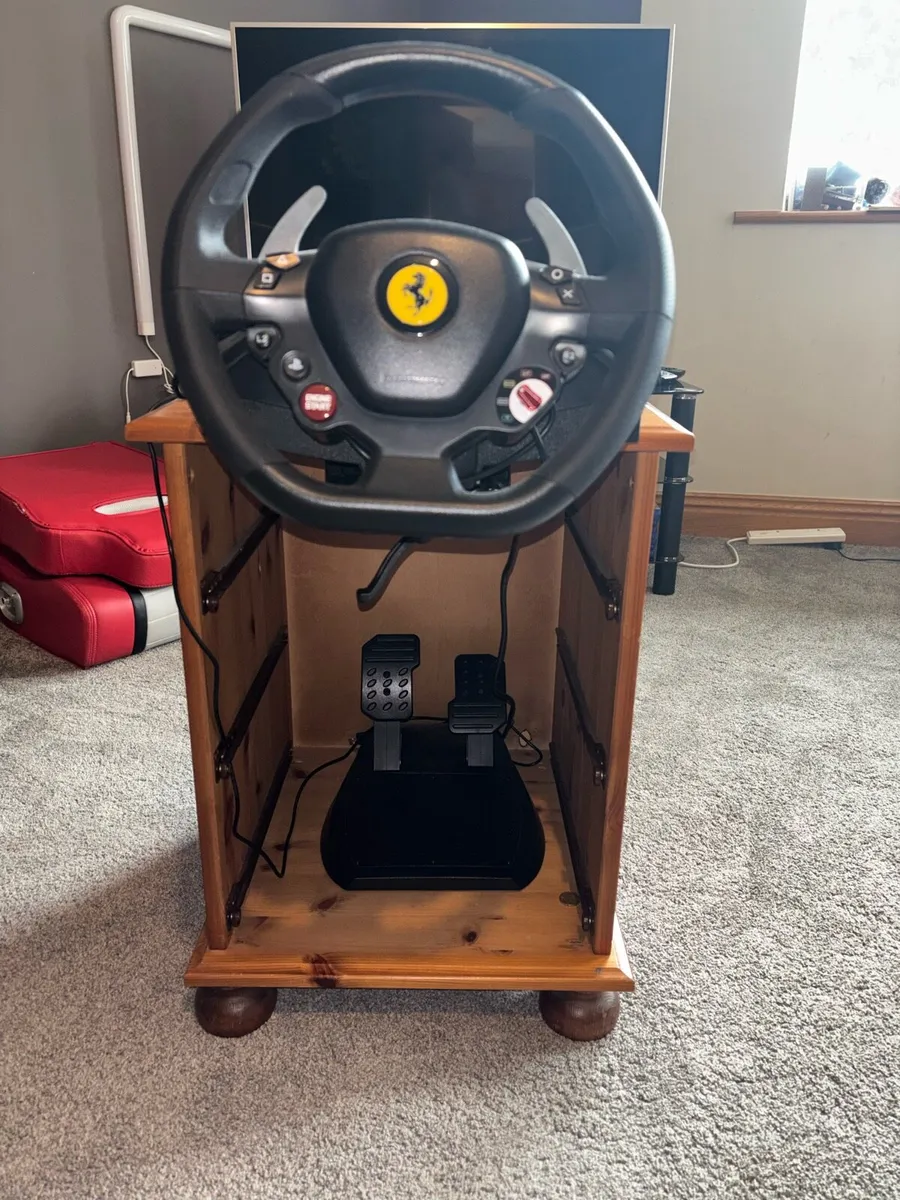 Thrustmaster Ferrari 458 Italia Racing Wheel. - Image 1