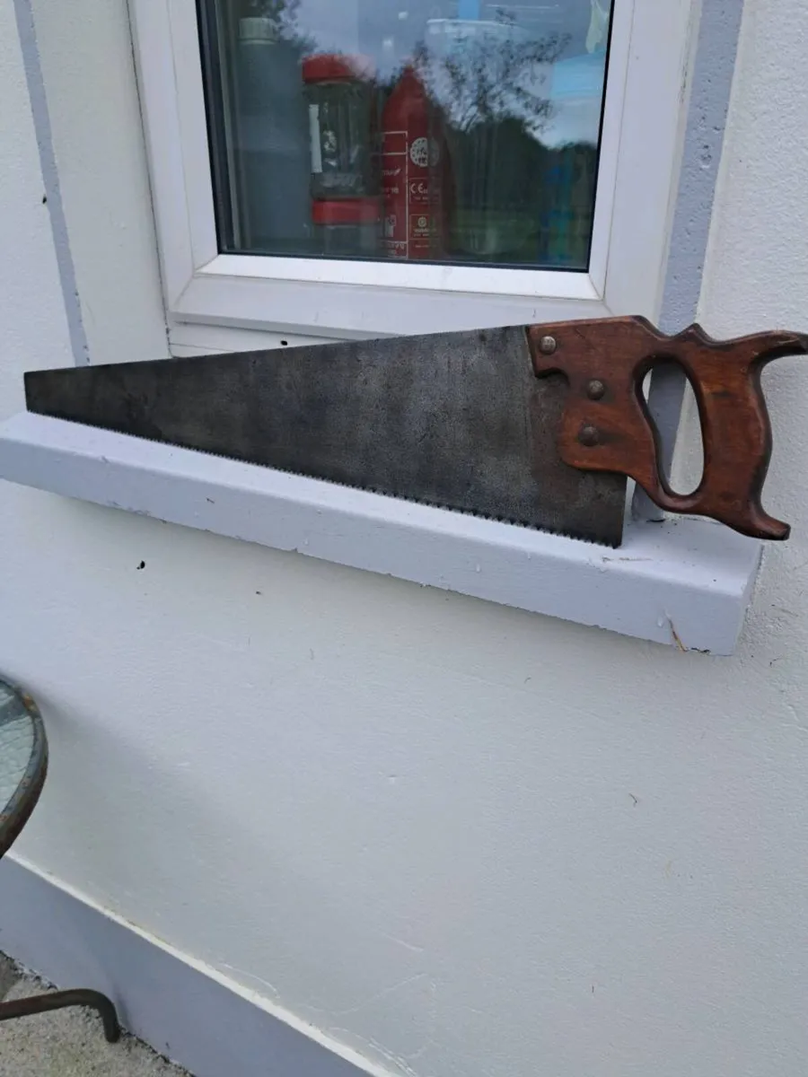 Old original hand saw - Image 1