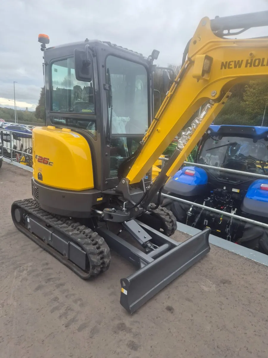 Mini Digger - Image 2