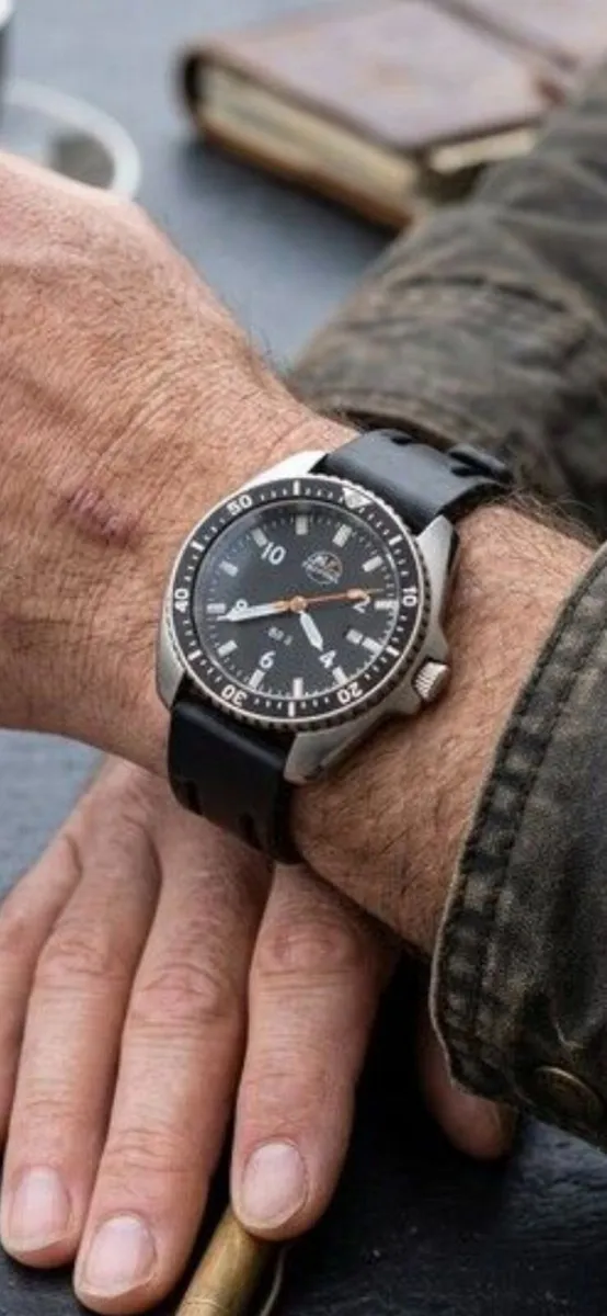 H3 tactical watch - Image 1