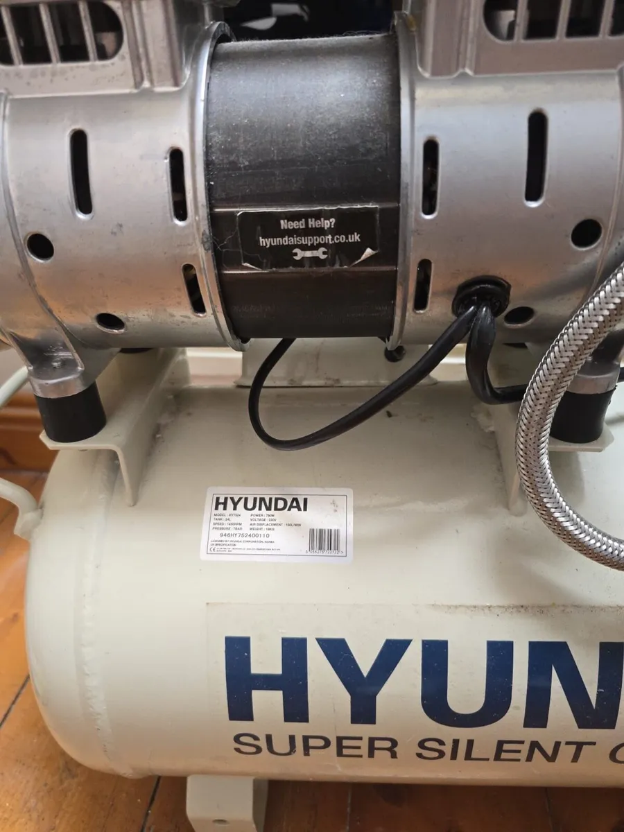 Hyundai air compressor super silent - oil free - Image 3