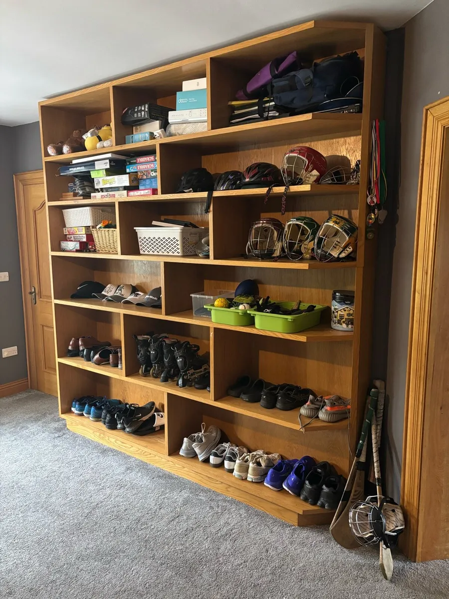 Oak Veneered shelving unit - Image 1